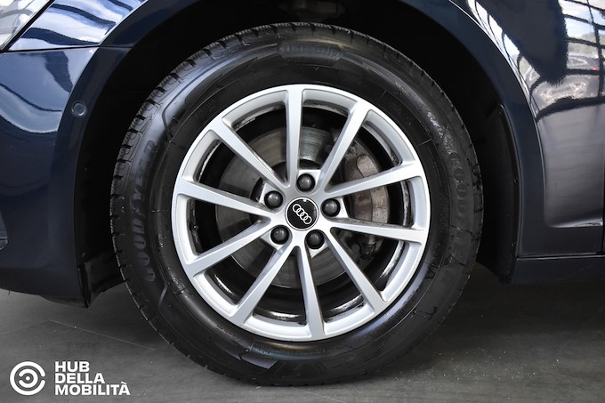 AUDI A6 Avant 40 2.0 TDI S tronic Business